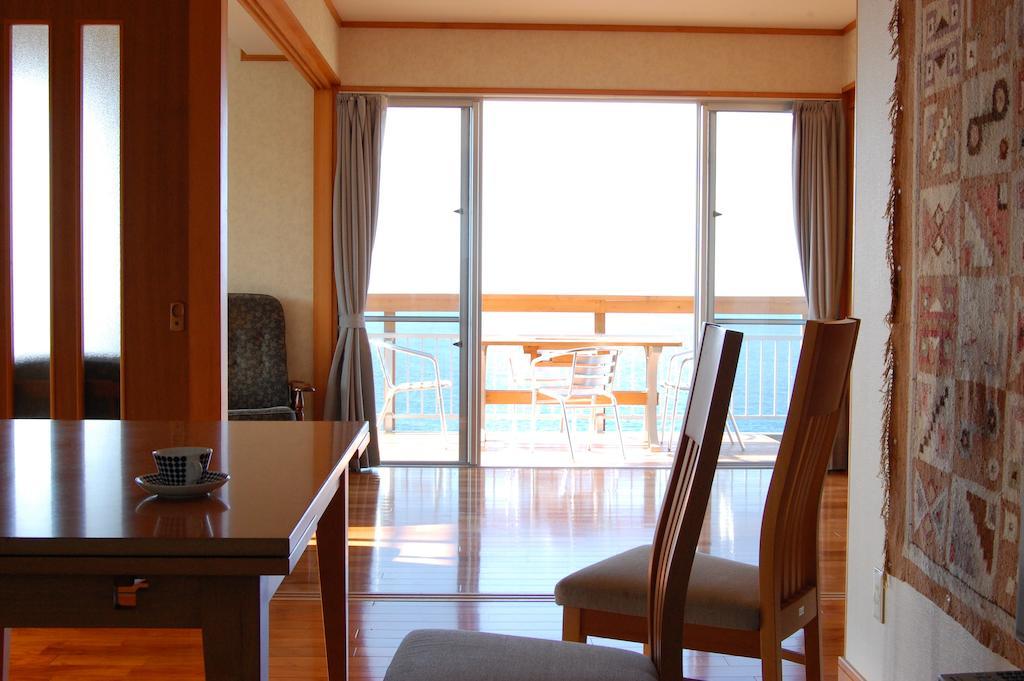 Yukurinaresort Okinawa Ocean Terrace Motobu Buitenkant foto