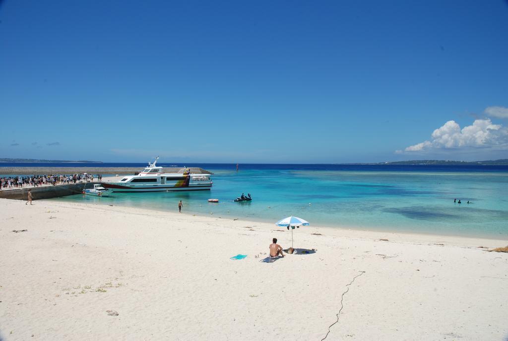 Yukurinaresort Okinawa Ocean Terrace Motobu Buitenkant foto