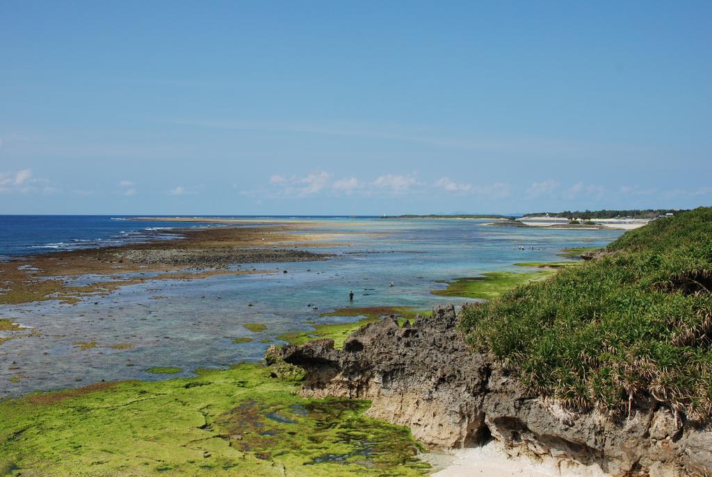 Yukurinaresort Okinawa Ocean Terrace Motobu Buitenkant foto