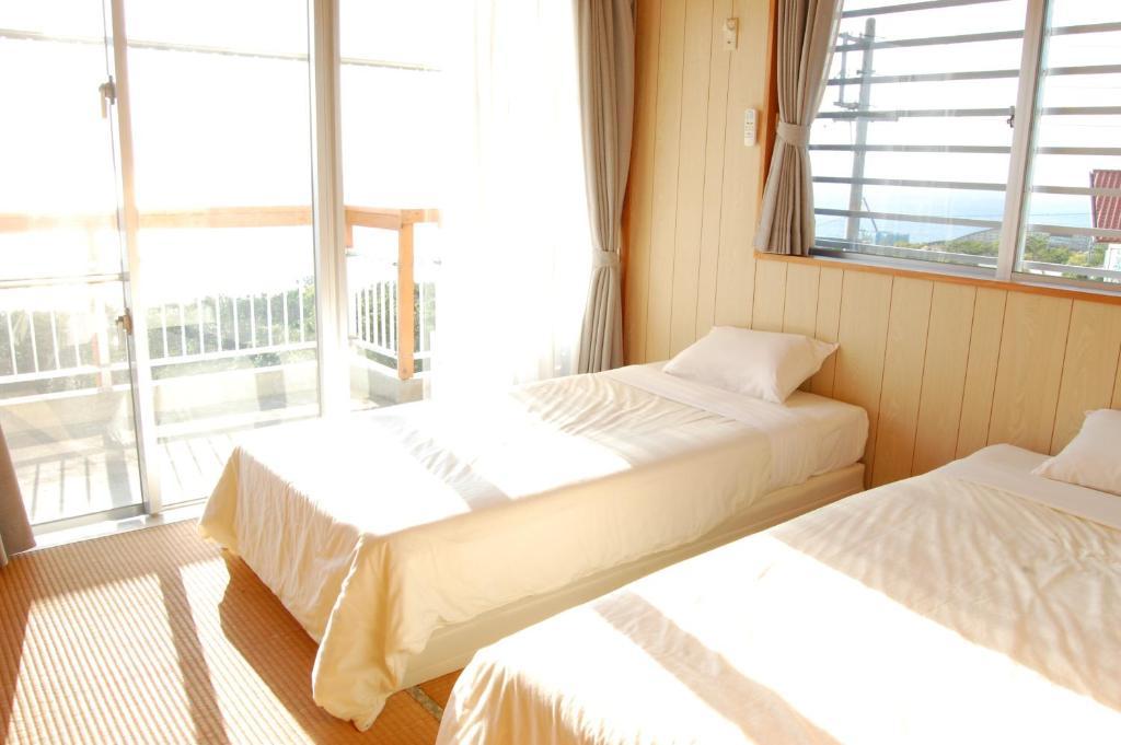 Yukurinaresort Okinawa Ocean Terrace Motobu Buitenkant foto